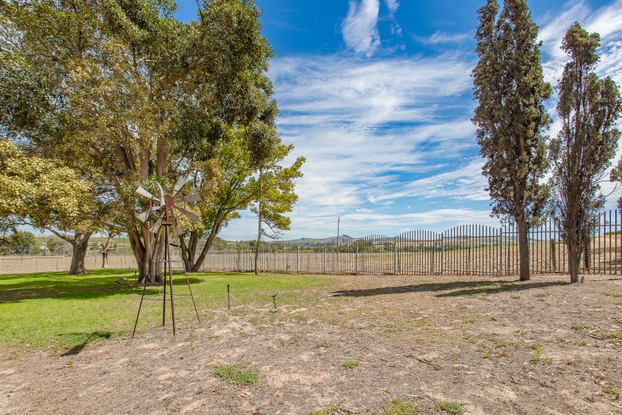 6 Bedroom Property for Sale in Lyndoch Western Cape